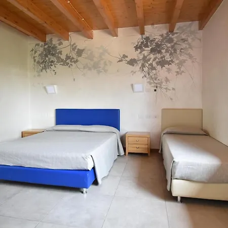 Alloggio per agriturismo Corte Tonolli *