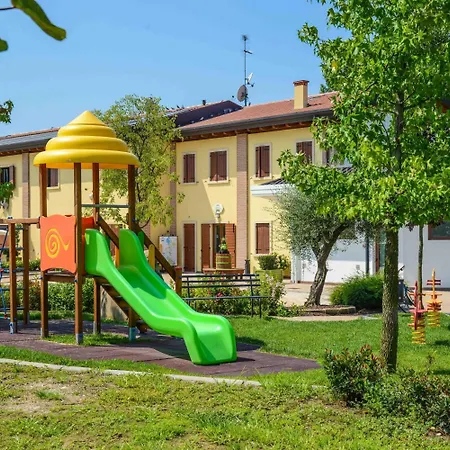 Corte Tonolli Alloggio per agriturismo *